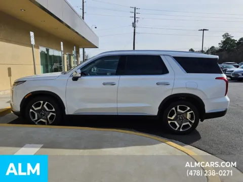 More photos of 2024 Hyundai Palisade SEL at ALM Hyundai Macon, GA