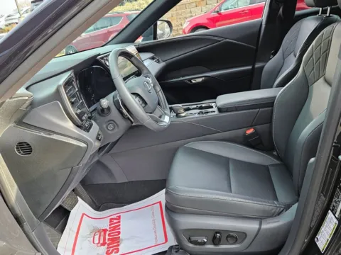 More photos of 2025 Lexus RX 350h at ALM Hyundai Macon, GA