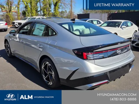 More photos of 2026 Hyundai Sonata SEL Sport at ALM Hyundai Macon, GA