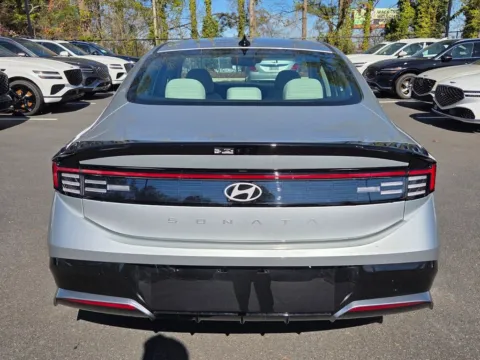 More photos of 2026 Hyundai Sonata SEL Sport at ALM Hyundai Macon, GA