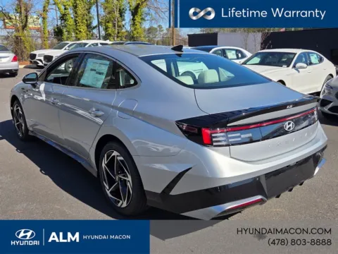 More photos of 2026 Hyundai Sonata SEL Sport at ALM Hyundai Macon, GA