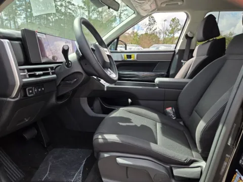 More photos of 2026 Hyundai Santa Fe Hybrid SE at ALM Hyundai Macon, GA