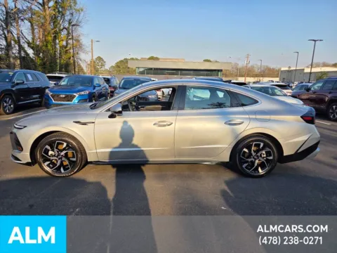 Another view of 2024 Hyundai Sonata SEL for sale in Macon, GA at ALM Hyundai Macon