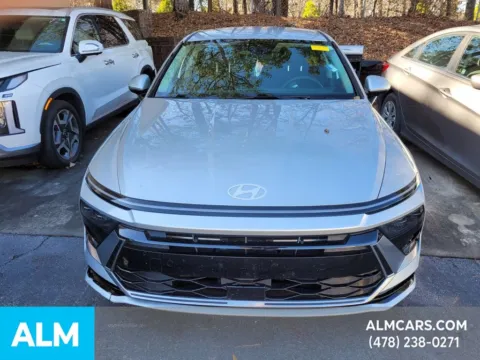 More photos of 2024 Hyundai Sonata SEL at ALM Hyundai Macon, GA