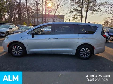 Another view of 2024 Chrysler Pacifica Hybrid Select for sale in Macon, GA at ALM Hyundai Macon