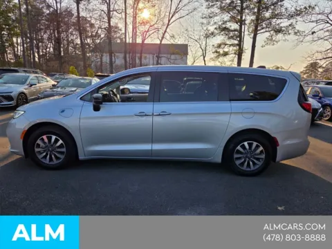Another view of 2024 Chrysler Pacifica Hybrid Select for sale in Macon, GA at ALM Hyundai Macon