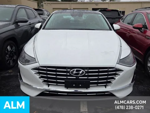 Another view of 2022 Hyundai Sonata Hybrid Limited for sale in Macon, GA at ALM Hyundai Macon