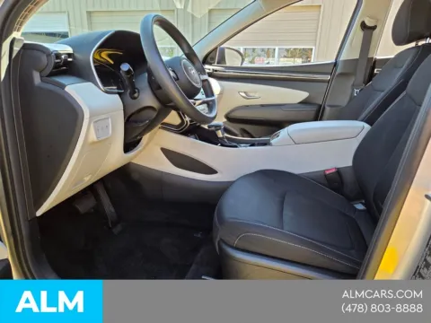 Another view of 2024 Hyundai Tucson SEL for sale in Macon, GA at ALM Hyundai Macon