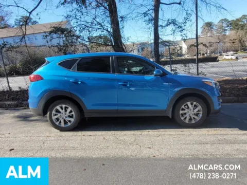 More photos of 2023 Hyundai Elantra Hybrid Limited at ALM Hyundai Macon, GA