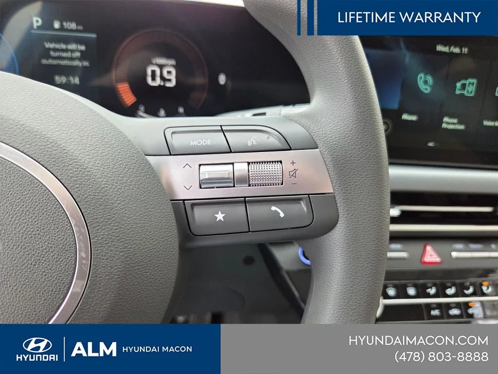 2025 Hyundai Sonata SE - Photo 22