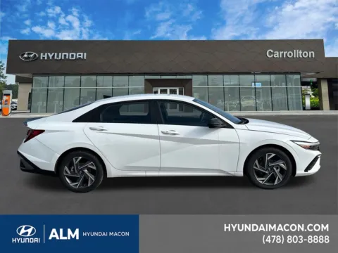 More photos of 2025 Hyundai Elantra SEL Sport at ALM Hyundai Macon, GA