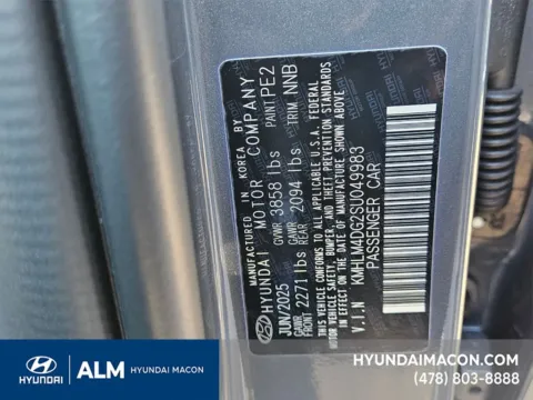 More photos of 2025 Hyundai Elantra SEL Sport at ALM Hyundai Macon, GA