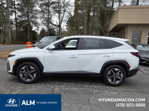 Photos of 2025 Hyundai Tucson SEL for sale in Macon, GA at ALM Hyundai Macon