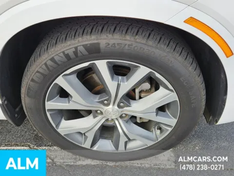 More photos of 2021 Hyundai Palisade Limited at ALM Hyundai Macon, GA