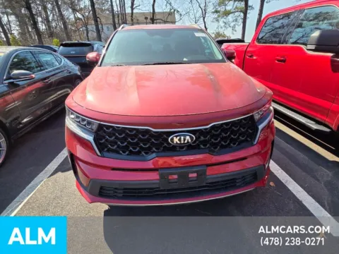 More photos of 2021 Kia Sorento Hybrid S at ALM Hyundai Macon, GA