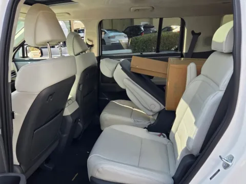 More photos of 2026 Hyundai Santa Fe Calligraphy at ALM Hyundai Macon, GA