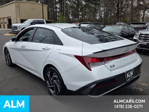 More photos of 2025 Hyundai Elantra SEL Sport at ALM Hyundai Macon, GA