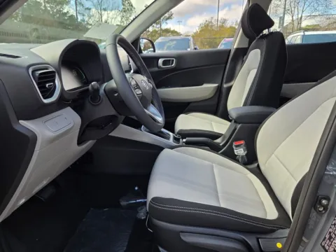 More photos of 2026 Hyundai Venue SEL at ALM Hyundai Macon, GA