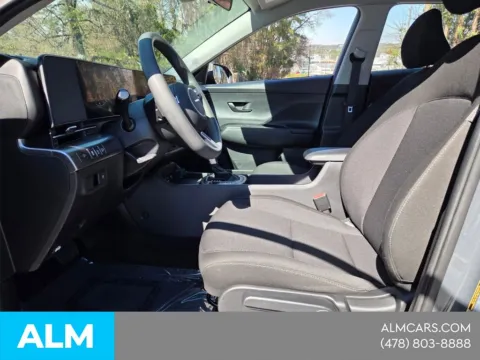 More photos of 2025 Hyundai Kona SE at ALM Hyundai Macon, GA