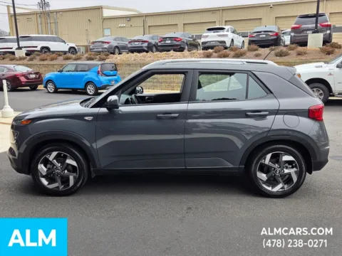 Another view of 2024 Hyundai Venue SEL for sale in Macon, GA at ALM Hyundai Macon