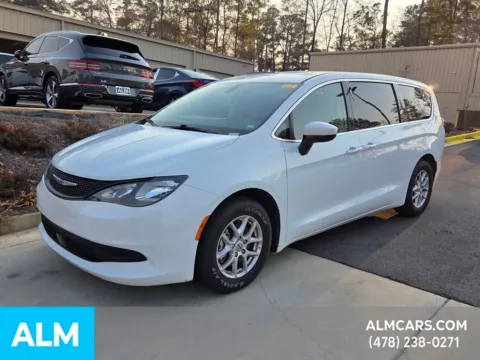 White 2022 Chrysler Voyager LX for sale in Macon, GA