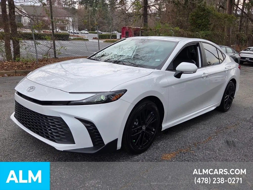 White 2025 Toyota Camry SE for sale in Macon, GA