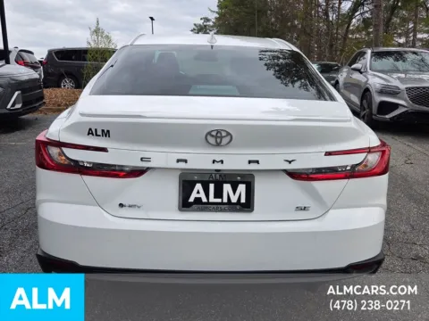 More photos of 2025 Toyota Camry SE at ALM Hyundai Macon, GA
