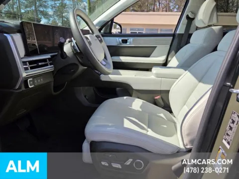 Another view of 2024 Hyundai Santa Fe Calligraphy for sale in Macon, GA at ALM Hyundai Macon