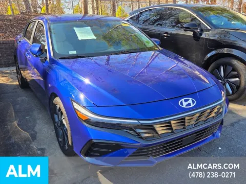 More photos of 2024 Hyundai Elantra Hybrid Limited at ALM Hyundai Macon, GA