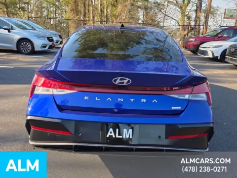 More photos of 2024 Hyundai Elantra Hybrid Limited at ALM Hyundai Macon, GA