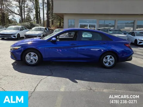 Another view of 2025 Hyundai Elantra SE for sale in Macon, GA at ALM Hyundai Macon