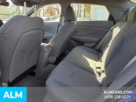 More photos of 2025 Hyundai Elantra SE at ALM Hyundai Macon, GA