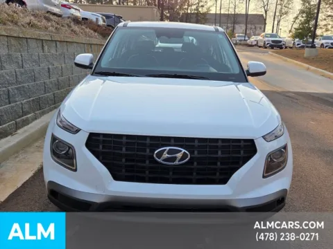 Another view of 2025 Hyundai Venue SE for sale in Macon, GA at ALM Hyundai Macon