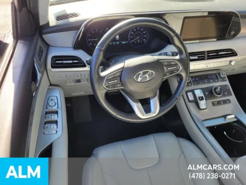More photos of 2022 Hyundai Palisade SEL at ALM Hyundai Macon, GA