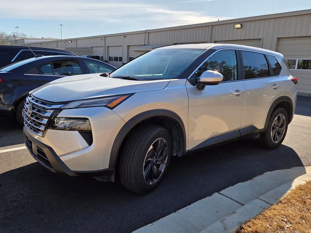 Silver 2025 Nissan Rogue SV for sale in Macon, GA
