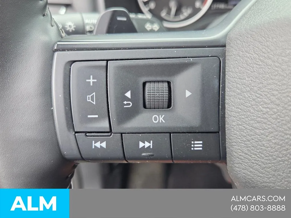 2025 Nissan Rogue SV - Photo 26