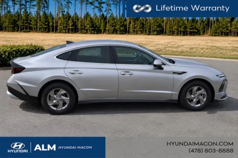 More photos of 2026 Hyundai Sonata SE at ALM Hyundai Macon, GA