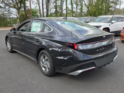 More photos of 2026 Hyundai Sonata SE at ALM Hyundai Macon, GA