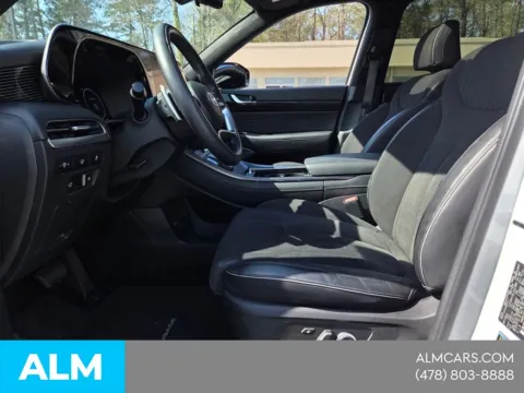 More photos of 2024 Hyundai Palisade Calligraphy Night Edition at ALM Hyundai Macon, GA