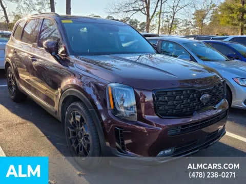 More photos of 2021 Kia Telluride SX at ALM Hyundai Macon, GA