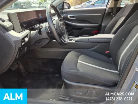 Another view of 2025 Hyundai Sonata Hybrid SEL for sale in Macon, GA at ALM Hyundai Macon
