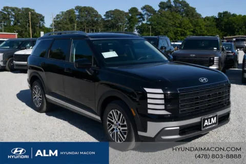 More photos of 2026 Hyundai Palisade SEL at ALM Hyundai Macon, GA