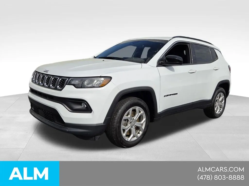 White 2024 Jeep Compass Latitude for sale in Macon, GA