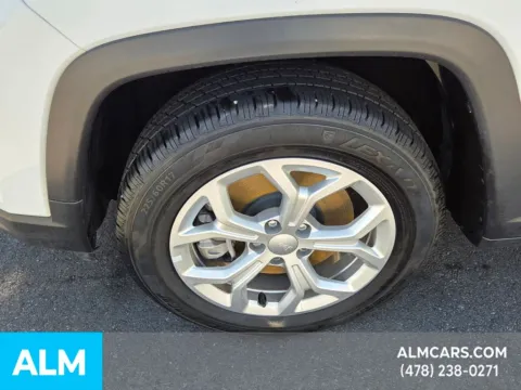 Another view of 2024 Jeep Compass Latitude for sale in Macon, GA at ALM Hyundai Macon