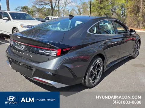 More photos of 2026 Hyundai Sonata SEL Sport at ALM Hyundai Macon, GA