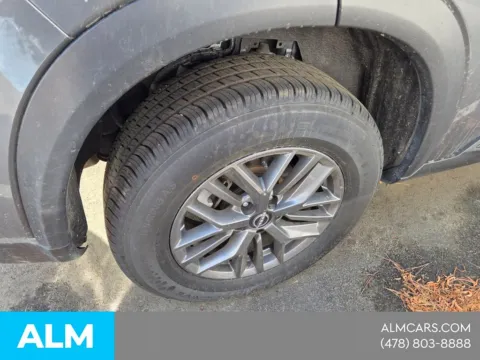 More photos of 2024 Nissan Rogue S at ALM Hyundai Macon, GA