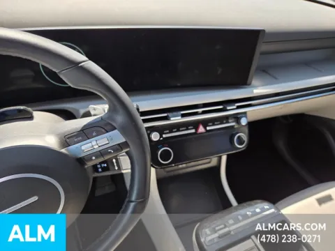 More photos of 2025 Hyundai Tucson Limited at ALM Hyundai Macon, GA