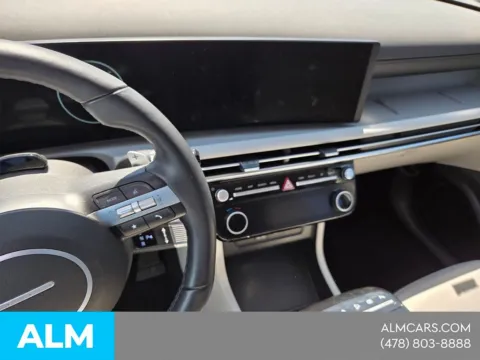 More photos of 2025 Hyundai Tucson Limited at ALM Hyundai Macon, GA