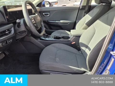 More photos of 2025 Kia K4 LXS at ALM Hyundai Macon, GA