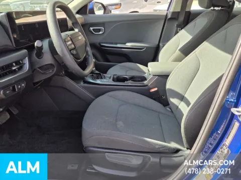 More photos of 2025 Kia K4 LXS at ALM Hyundai Macon, GA